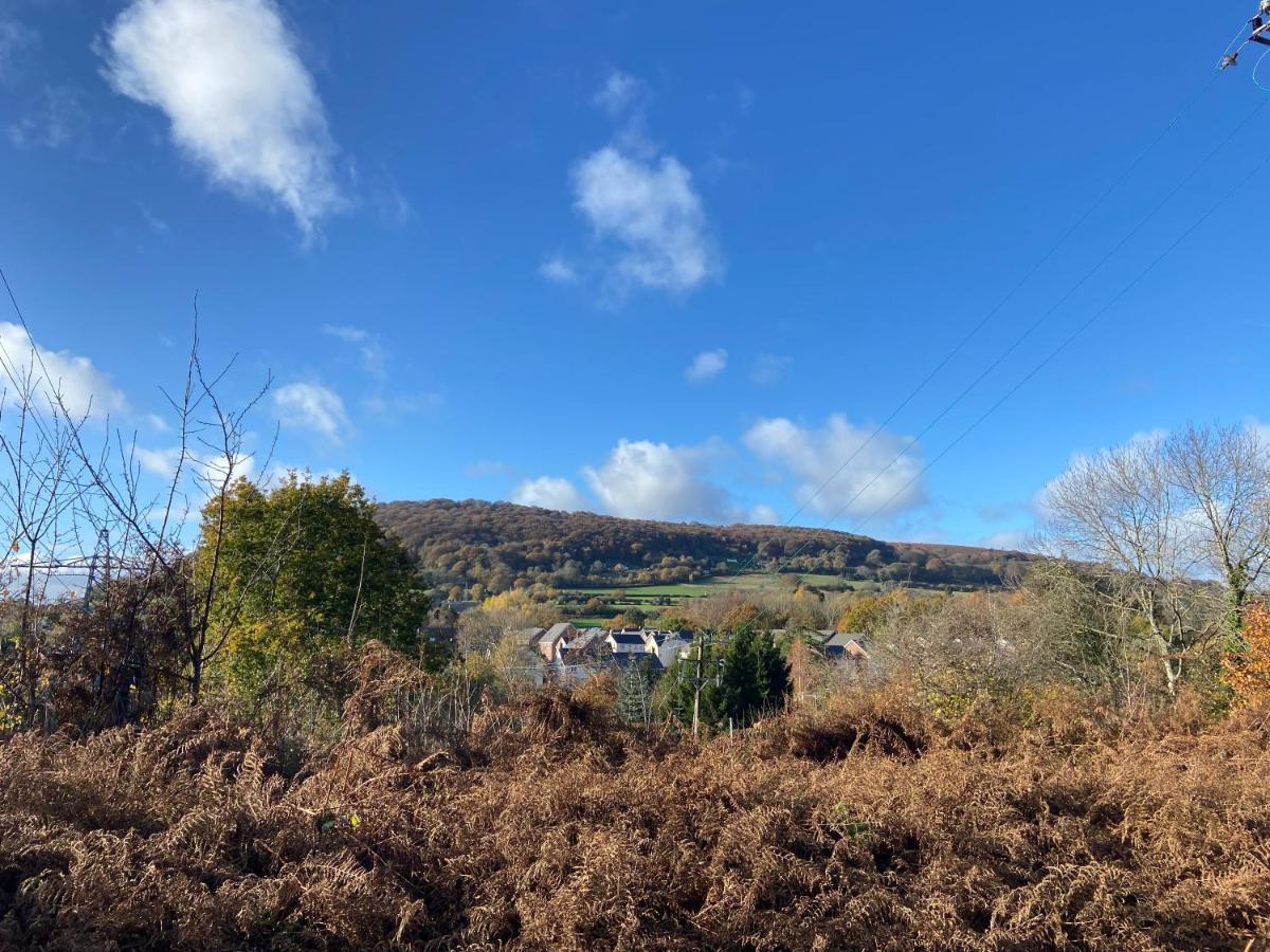 Modern 2 Bed Nestled In The Abergavenny Hills Villa Exteriör bild